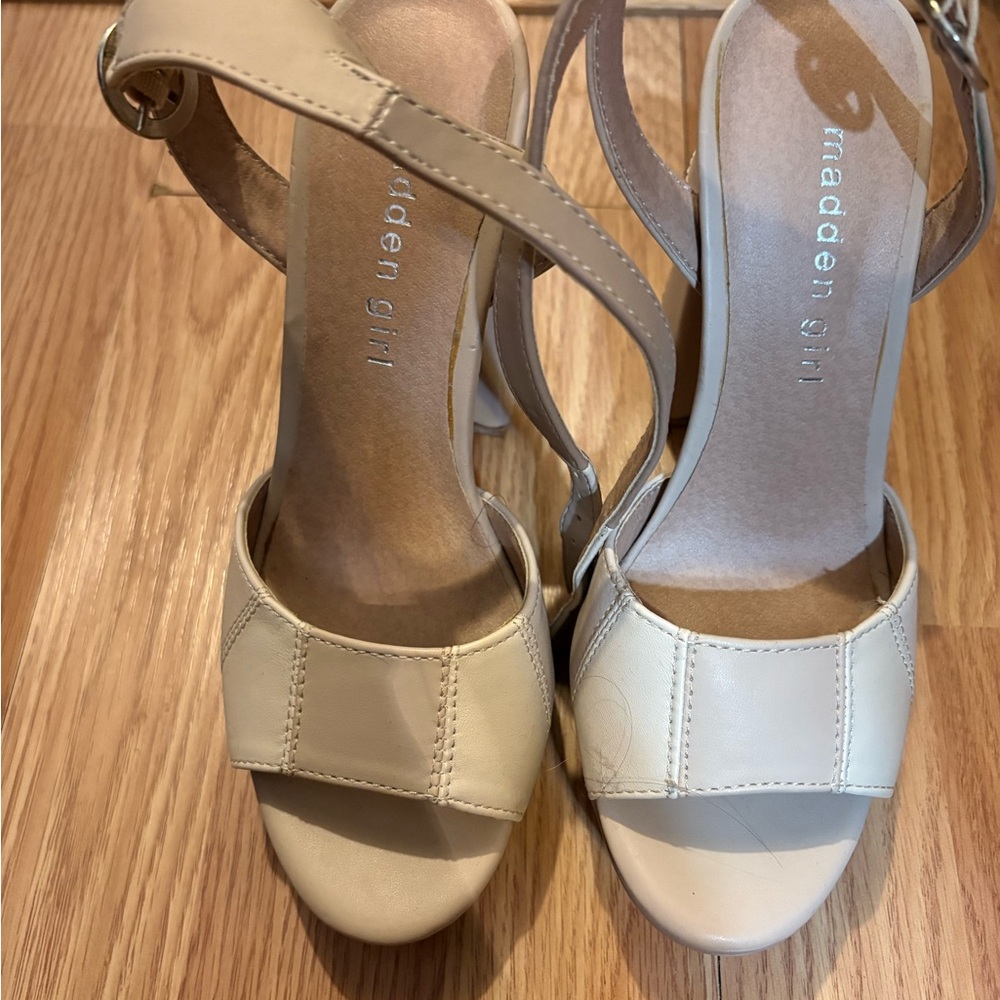 Madden Girl Beige Heeled Sandals